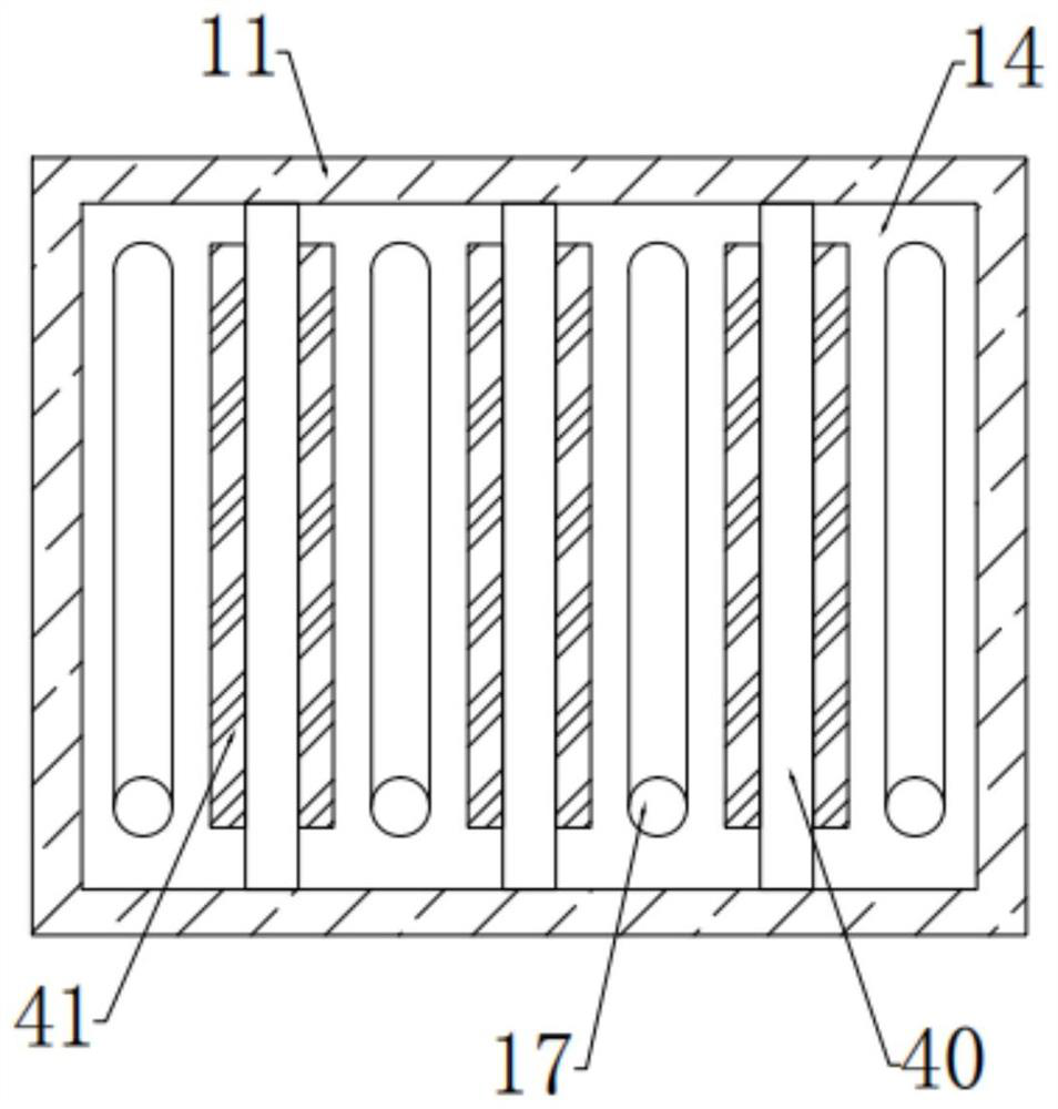 Forage cutting device for livestock processing in animal husbandry