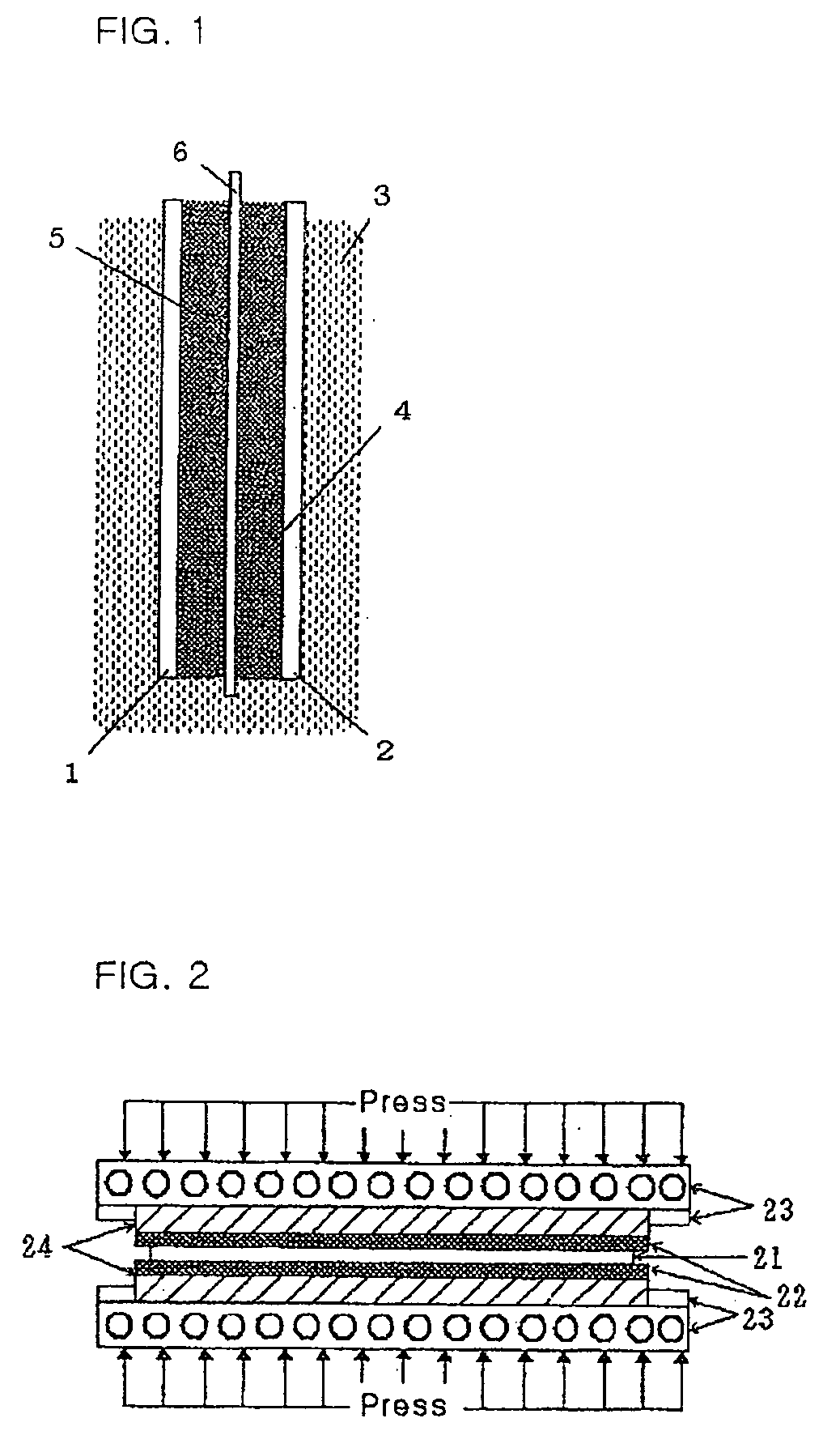 Self-rechargeable alkaline battery