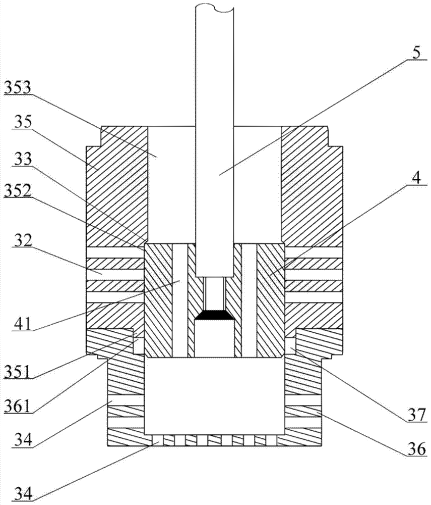 Low noise and high pressure differential regulating valve