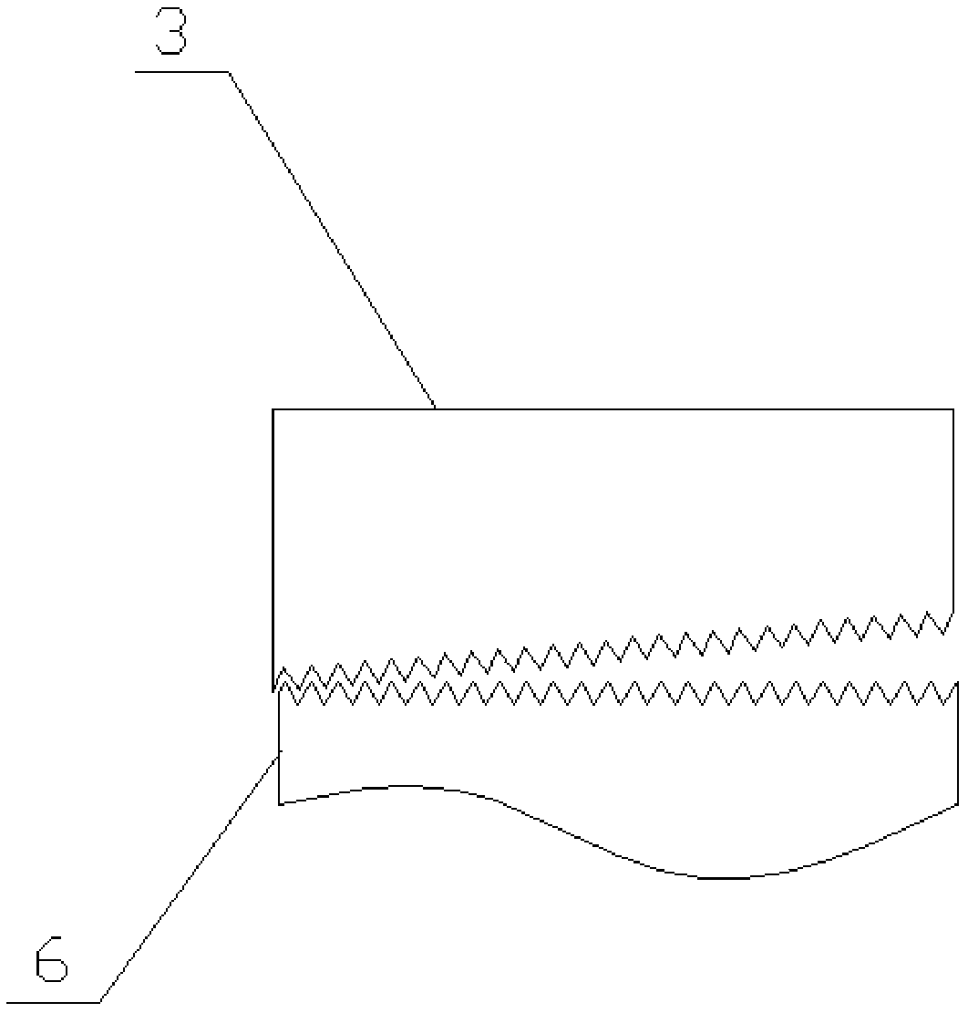 Structure for improving thread bearing capacity by deformation compensation