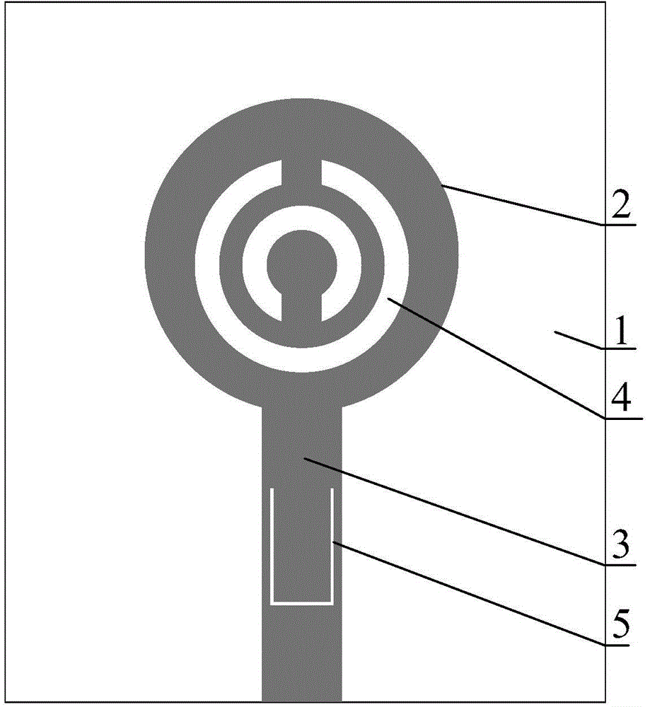 Dual trapped wave flat ultra wideband antenna