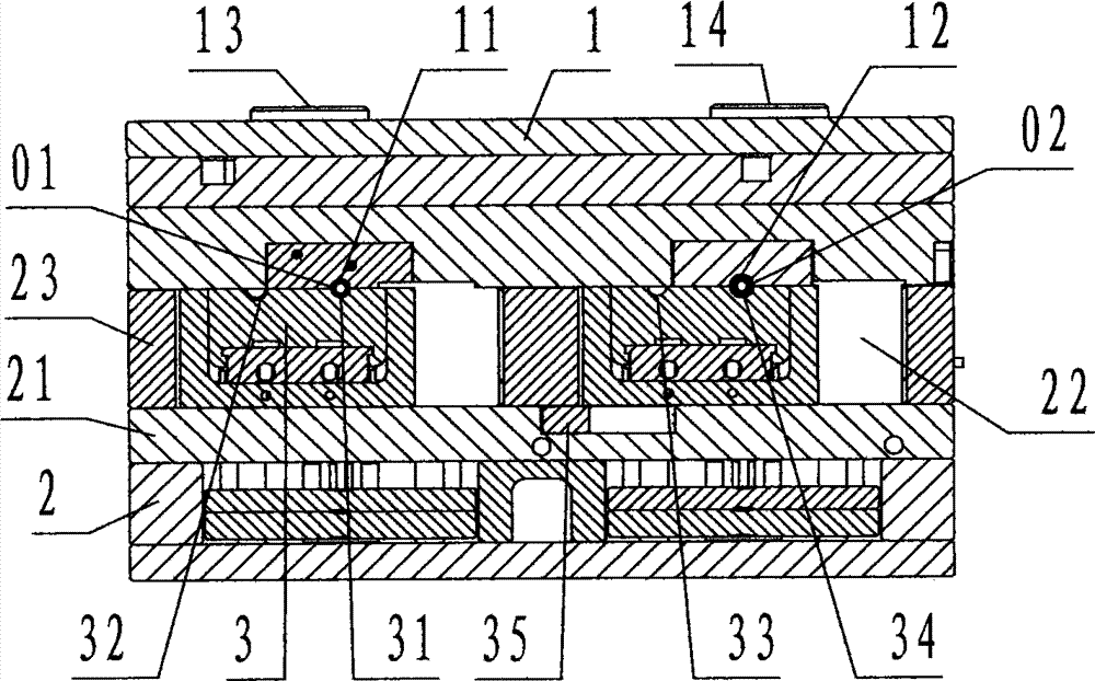 Double-shot molding mold for forming double-face rubber coated product