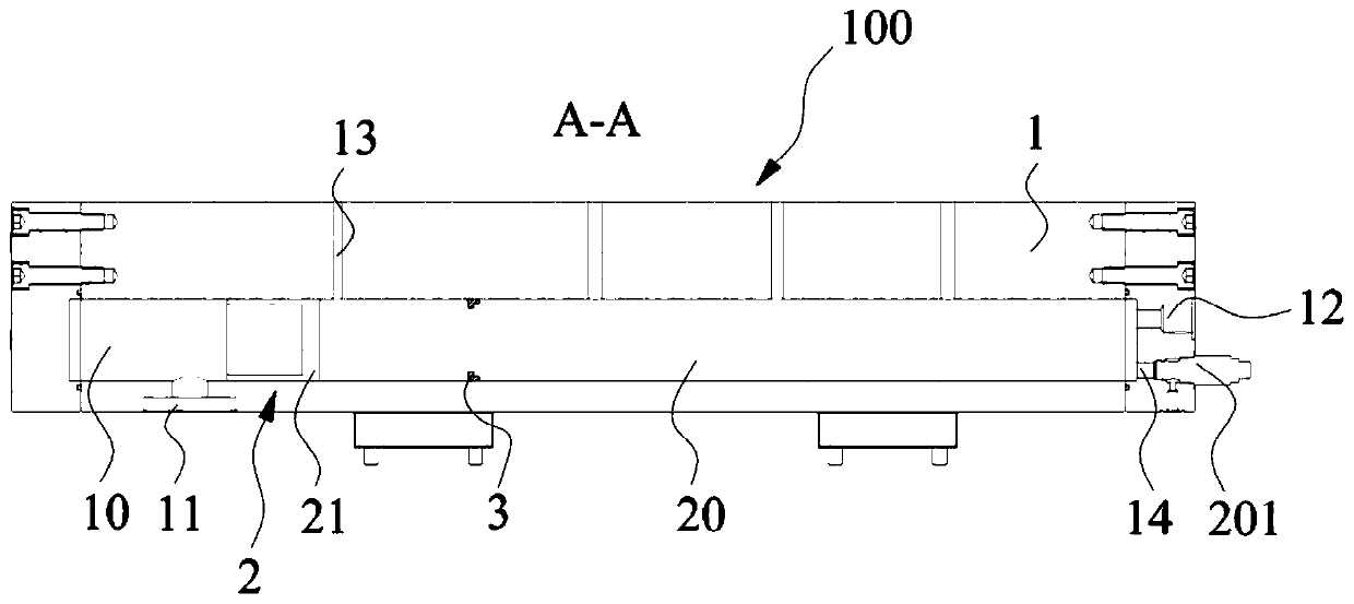 Common rail device and common rail fuel system