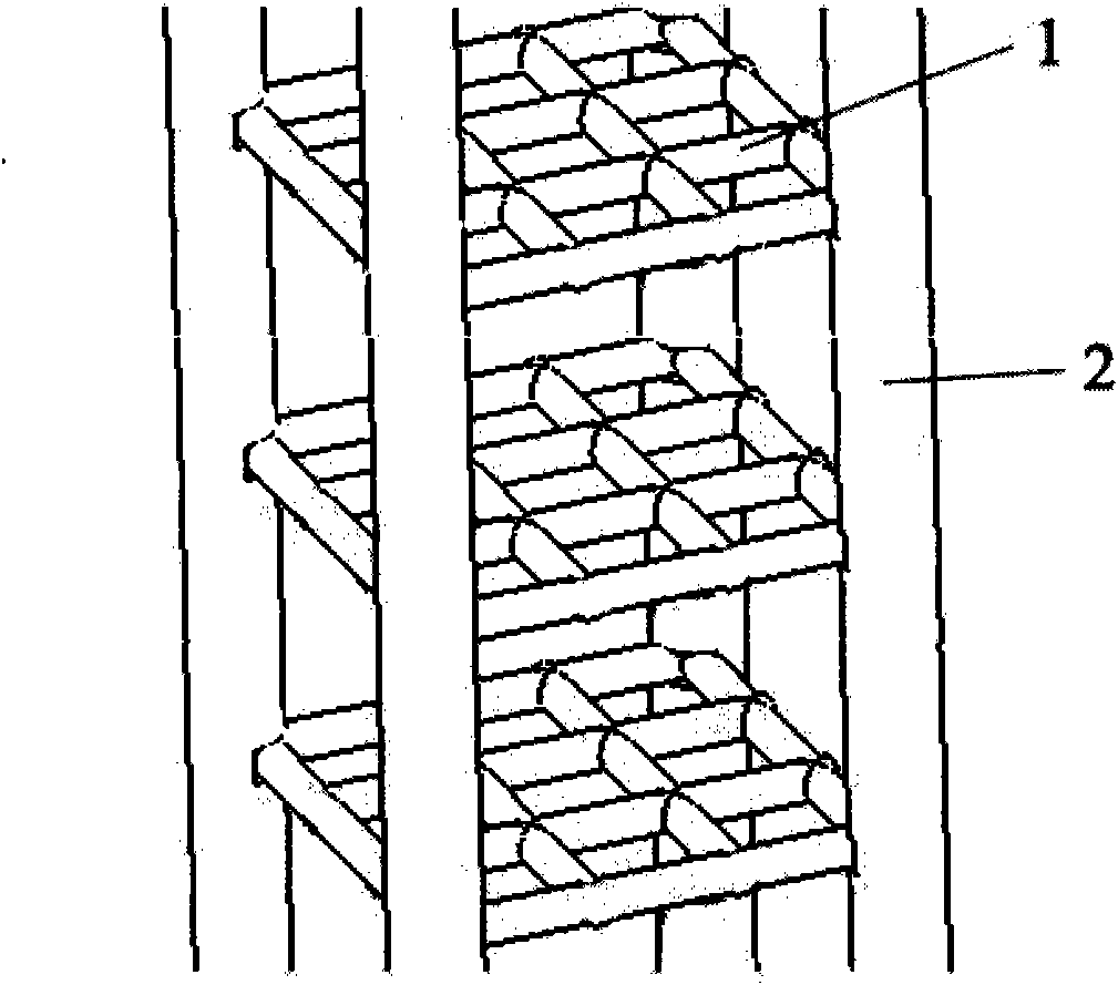 Method for removing chlorobenzene in water body with cladophora glomerata