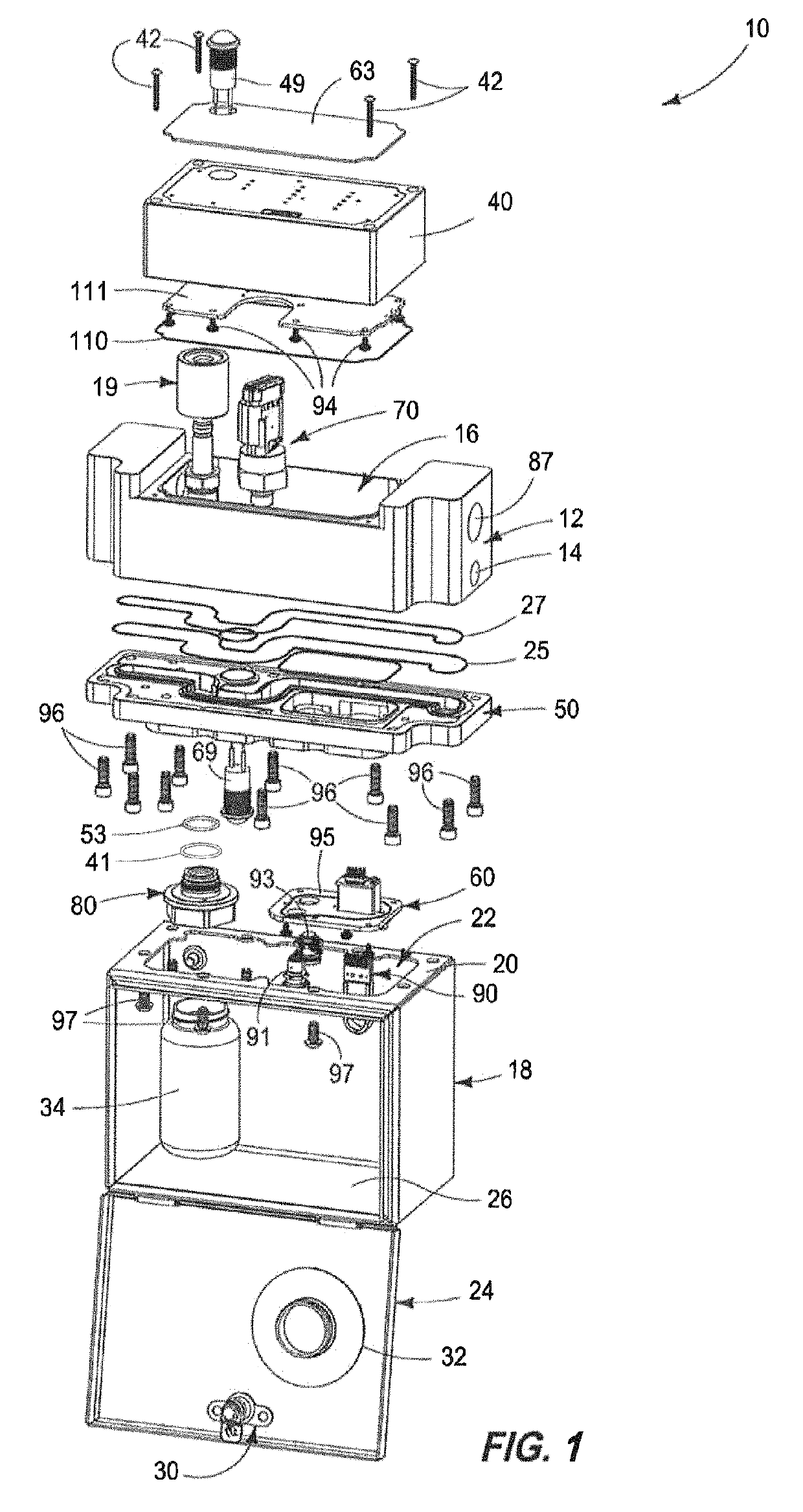 Fluid monitoring and management devices, fluid monitoring and management systems, and fluid monitoring and management methods