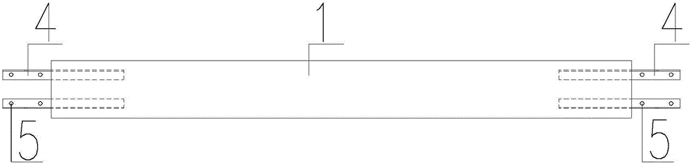 Short angle iron connection type reinforced concrete assembling integrated frame and construction method thereof