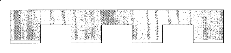 Low-temperature glass solder bonding and encapsulating method based on disc level glass micro-chamber