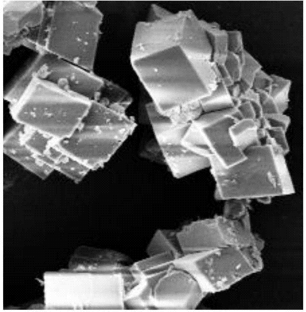 Indirect process of preparing light calcium carbonate based on medium strengthening