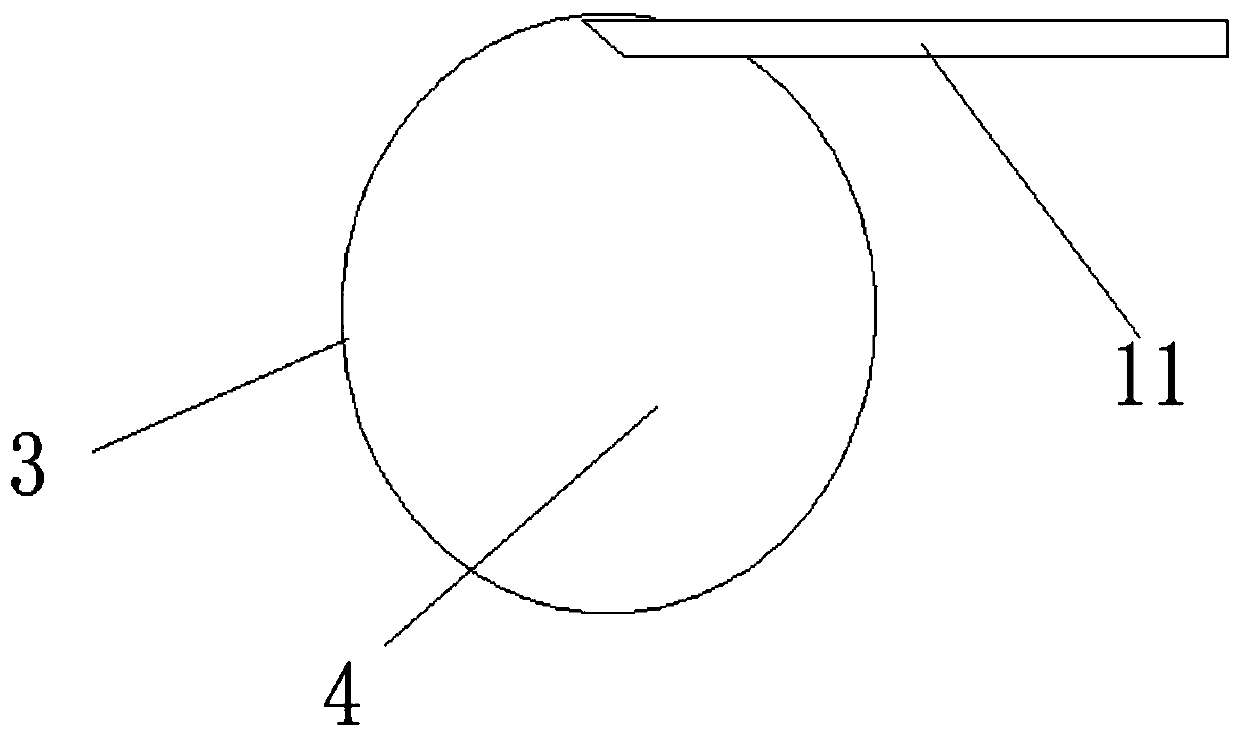 Self-cleaning filtering device