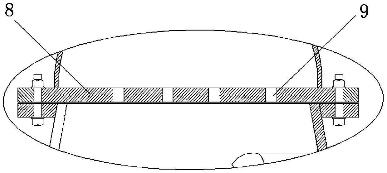 Self-cleaning filtering device