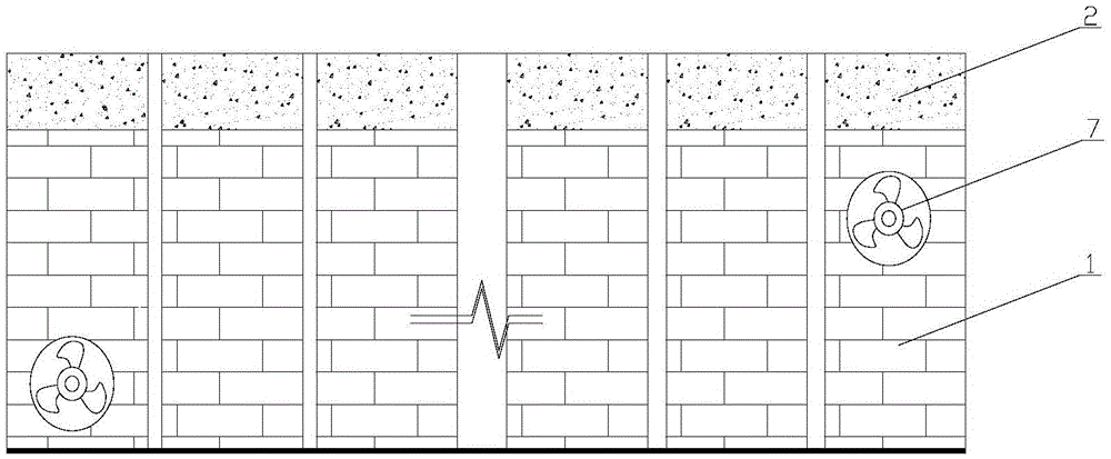 Solar greenhouse wall of composite structure