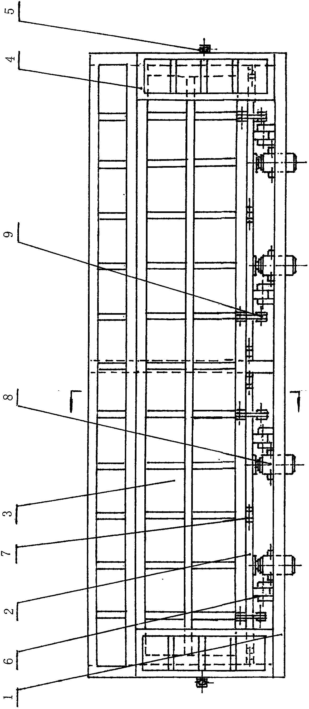 Carriage of side-tipping dumper with large lifting angle