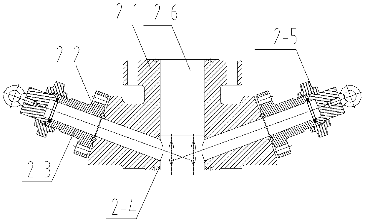 Combined pressure well mouth device for under-pressure fracture