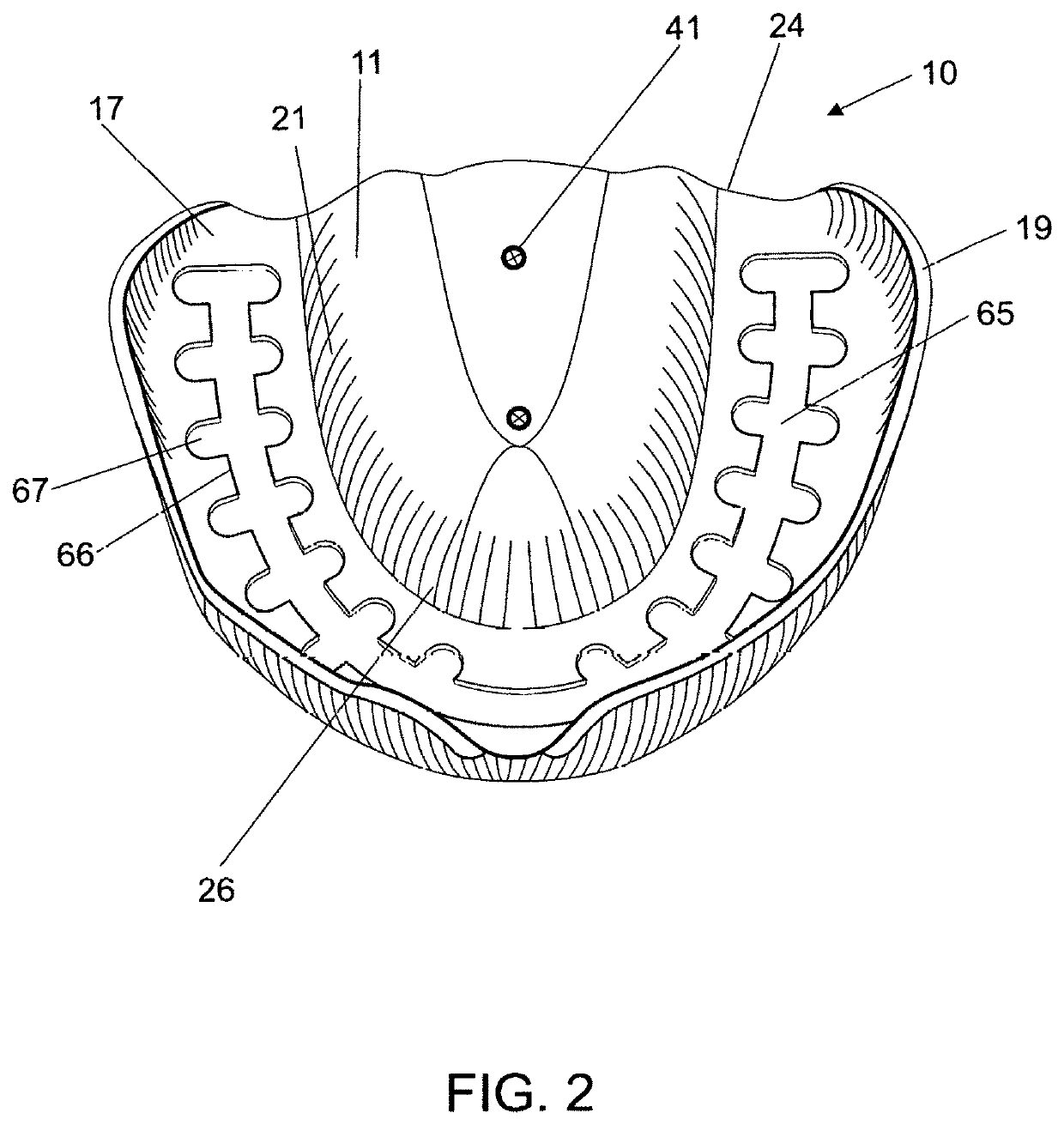 Surgical drill guide aimed at locating ideal position for dental implants in edentulous patients