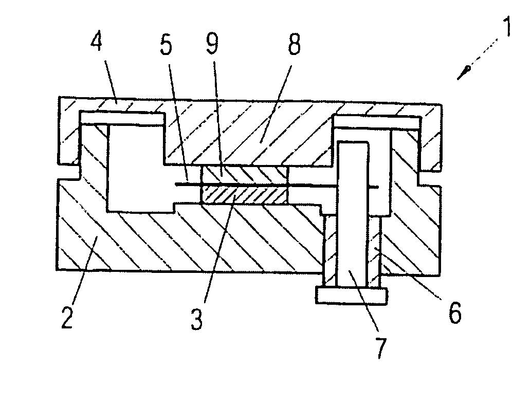 Piezoelectric pressure transducer