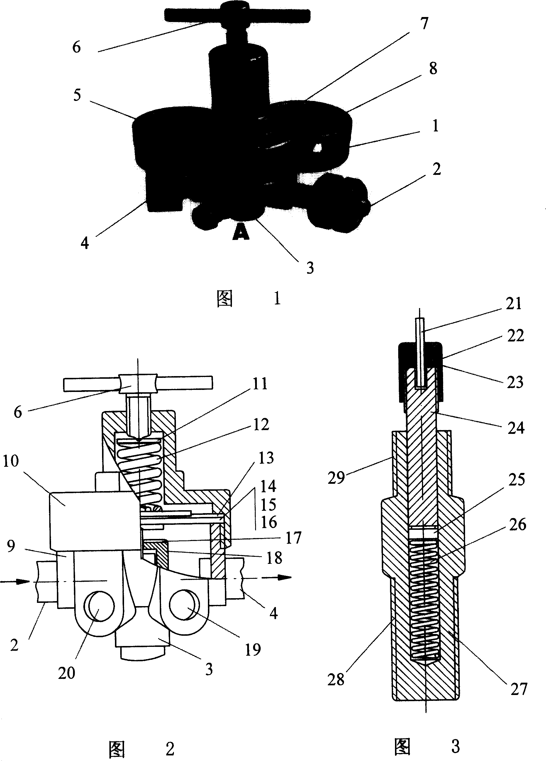 Anti-freezing pressure reducing device for natural gas