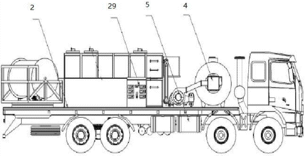 High-efficient closed energy-saving environment-friendly cleaning tanker of oil well tubing and cleaning method