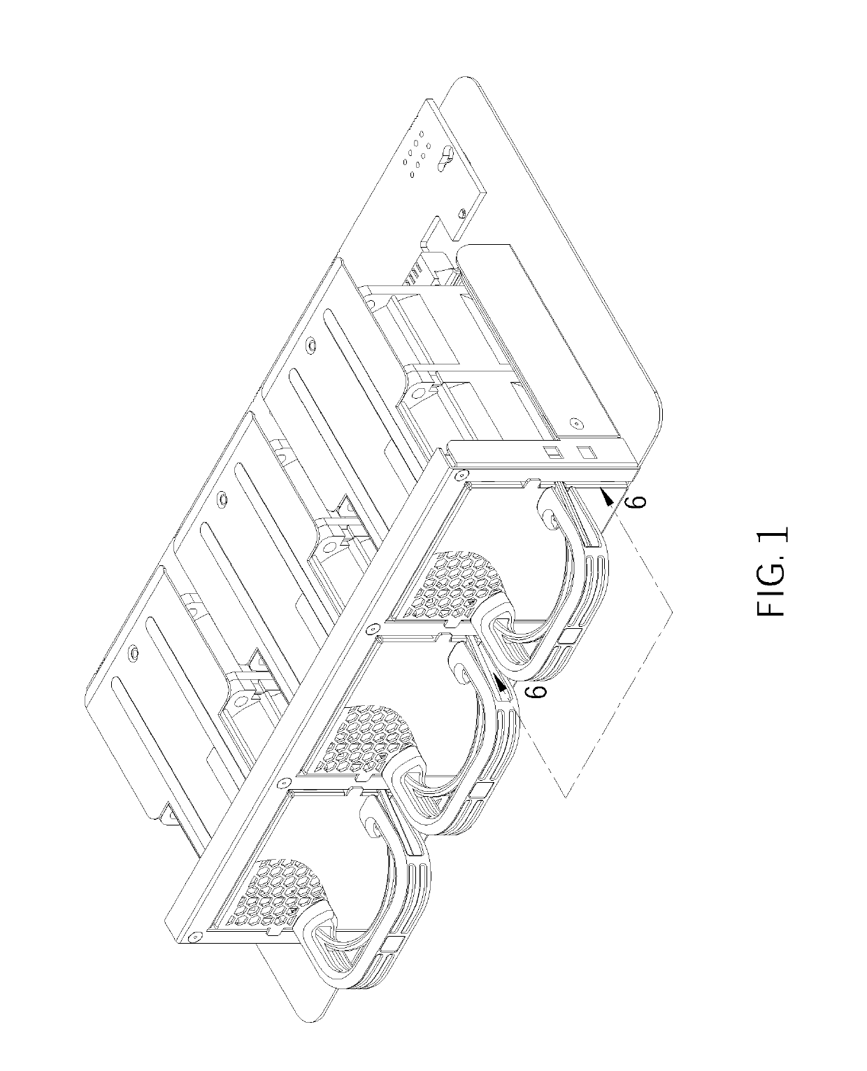 Handle, pluggable module, and electronic apparatus