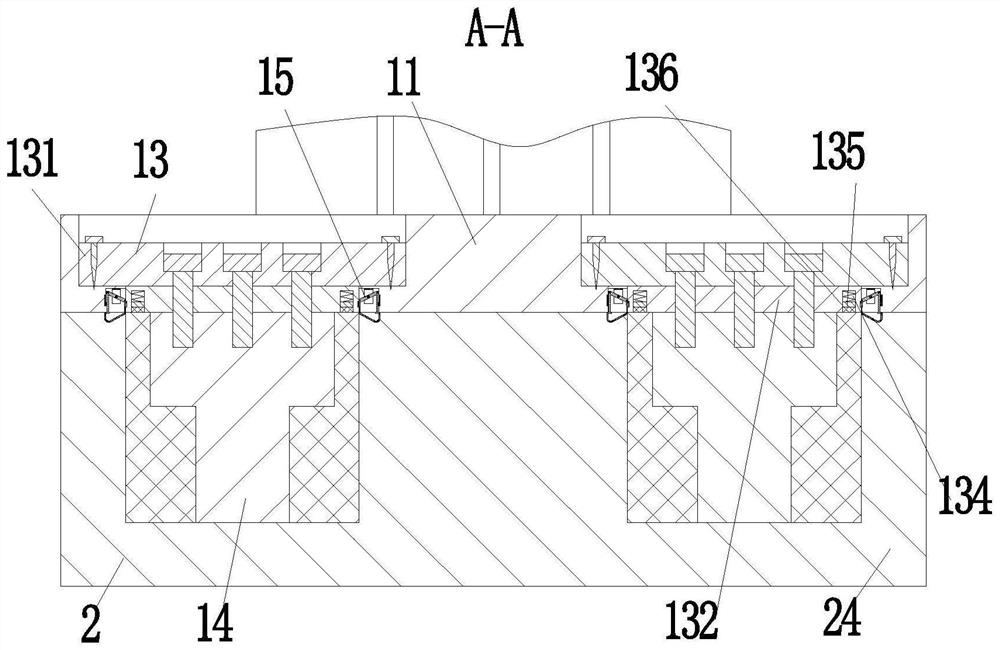 Forming die prepared through natural rubber block