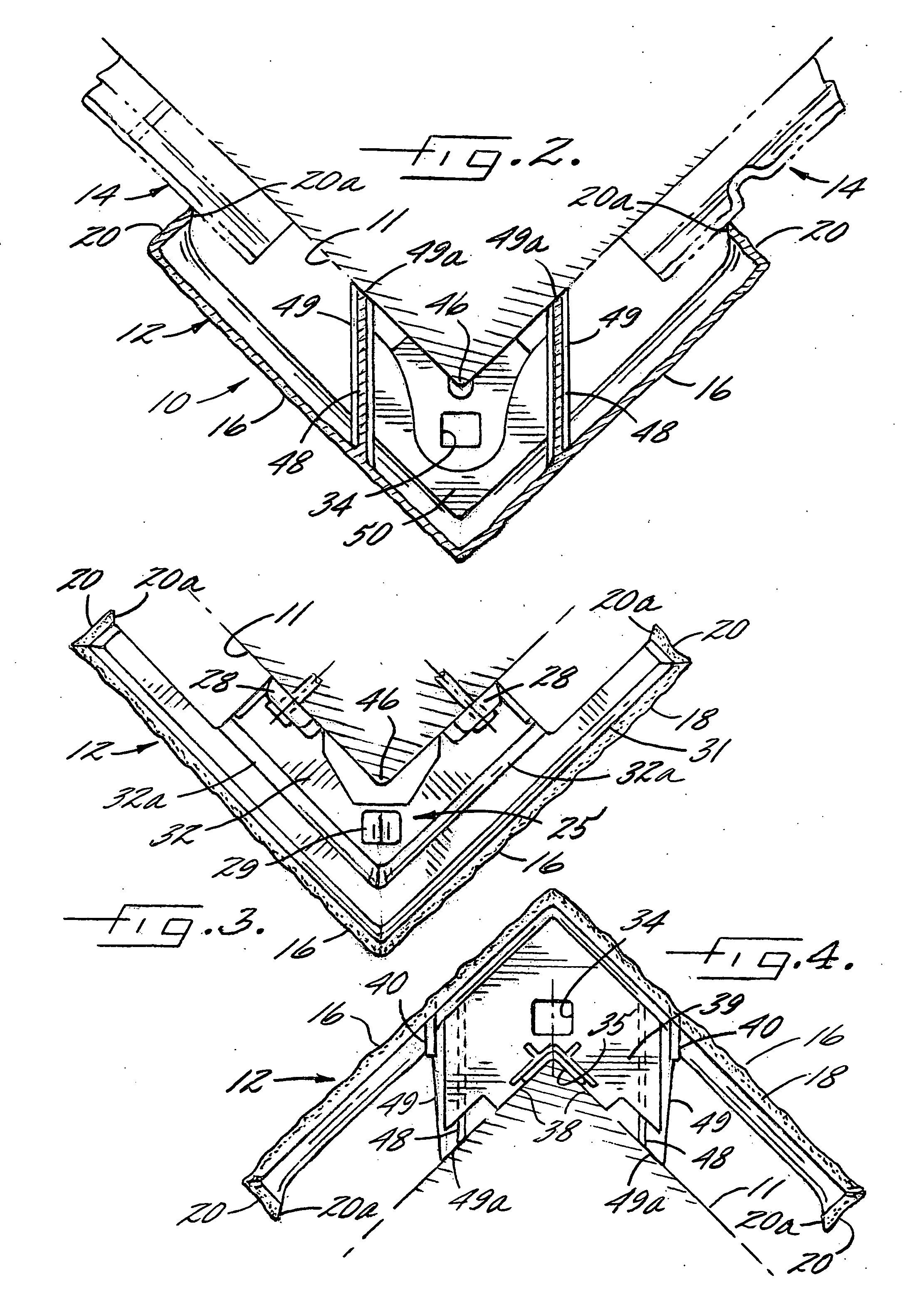 Roof and wall covering with improved corner construction