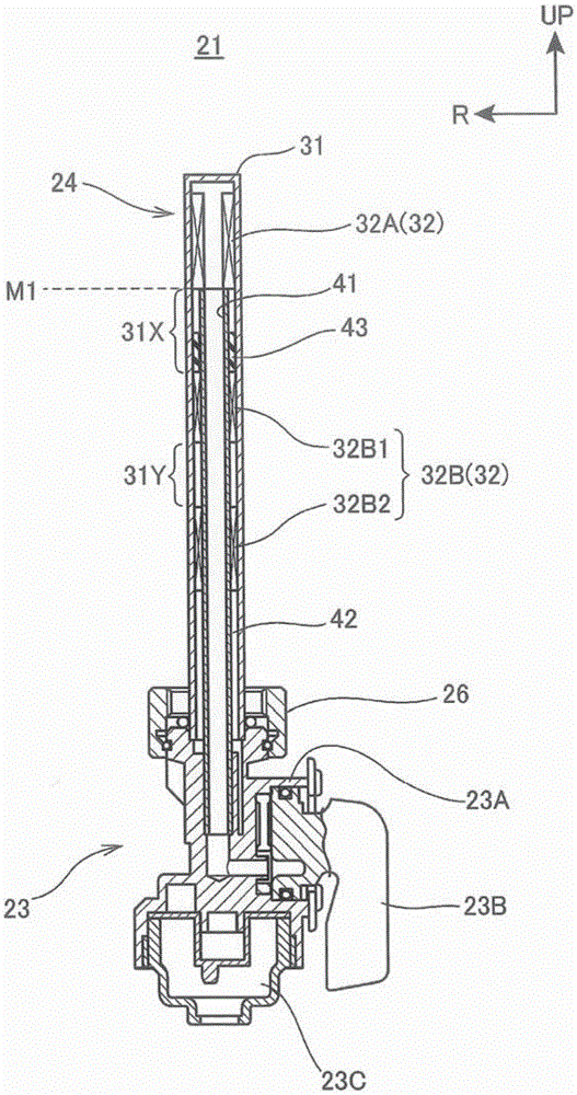 Saddled vehicle and fuel strainer