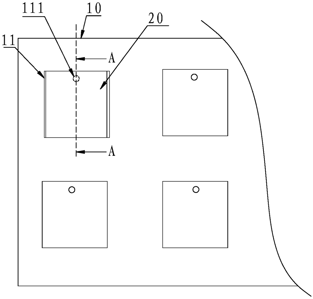 A device for peeling off the protective film layer of electromagnetic film