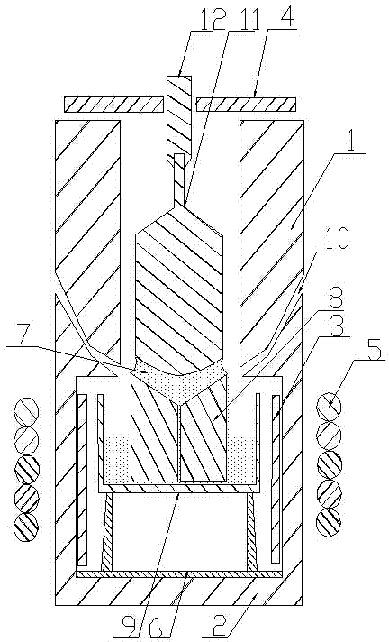 Growth method for controlling diameter of rod-like sapphire crystal based on protective atmosphere