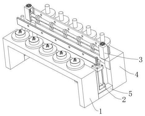 Winding device for producing inductance coil for power adapter and using method thereof