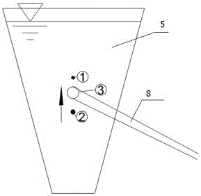 Continuous rainwater precipitating and separating device and control method thereof