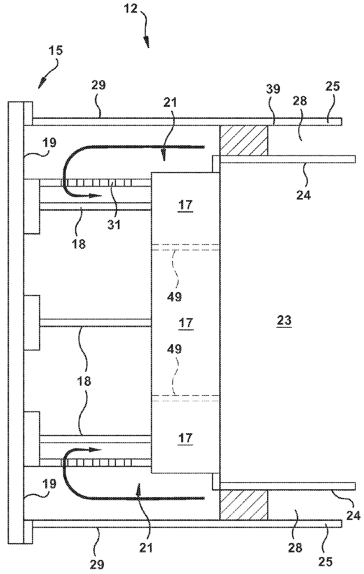 Combustor nozzles in gas turbine engines