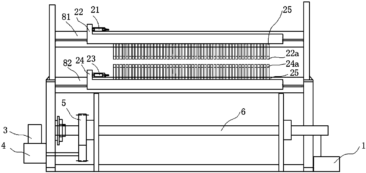 Gap pattern weaving device for leather shuttle loom