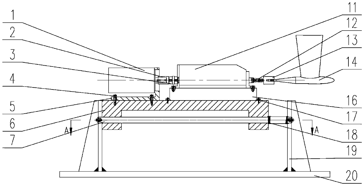 A dynamic calibration device and calibration method for an open water dynamic instrument