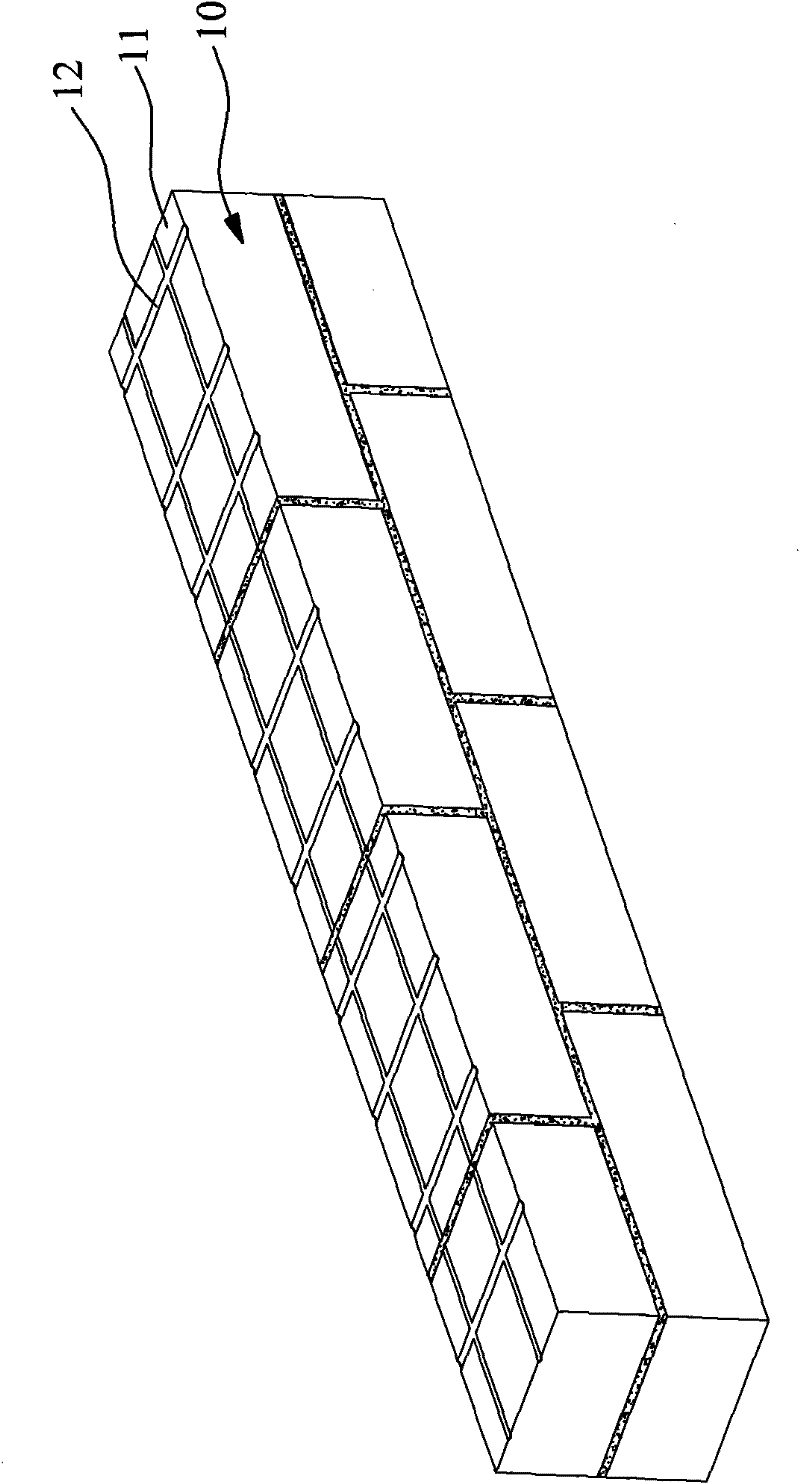 Structure of stone wall constructed by strip stone cut by machine and method thereof