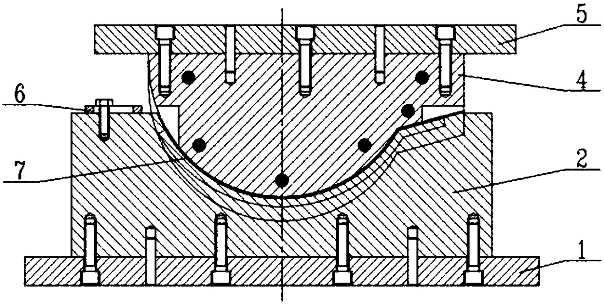 Fastening belt forming mold