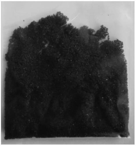 Method for preparing cobalt chloride through evaporation and crystallization of cobalt chloride