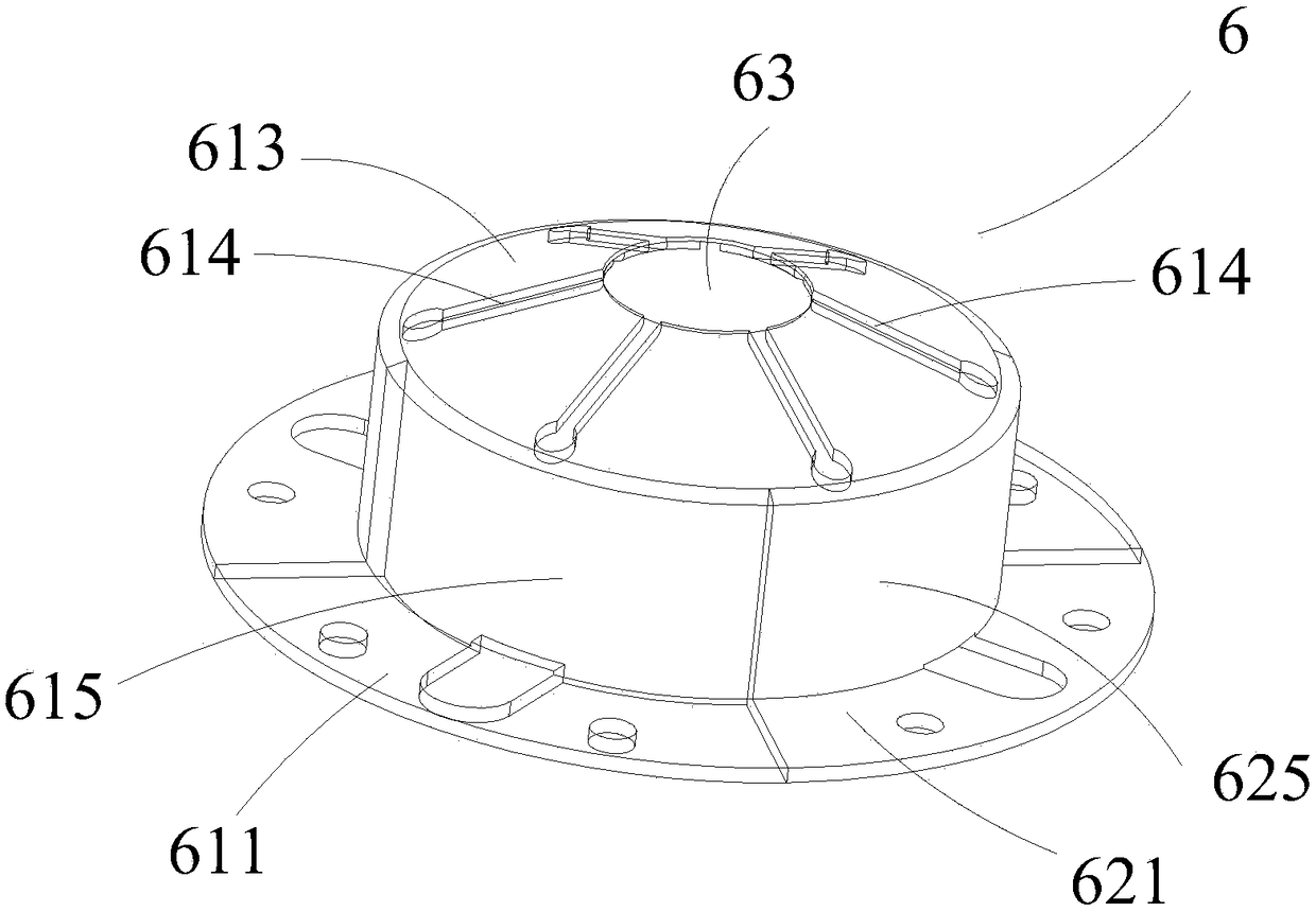 Seal assembly and puncture outfit with seal assembly