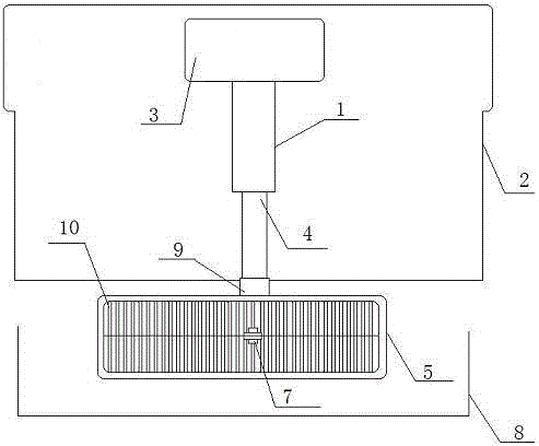 A gluing device for bamboo canes