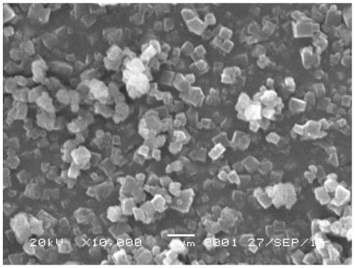 Cubic cyclodextrin framework-RGD composition and preparation method thereof