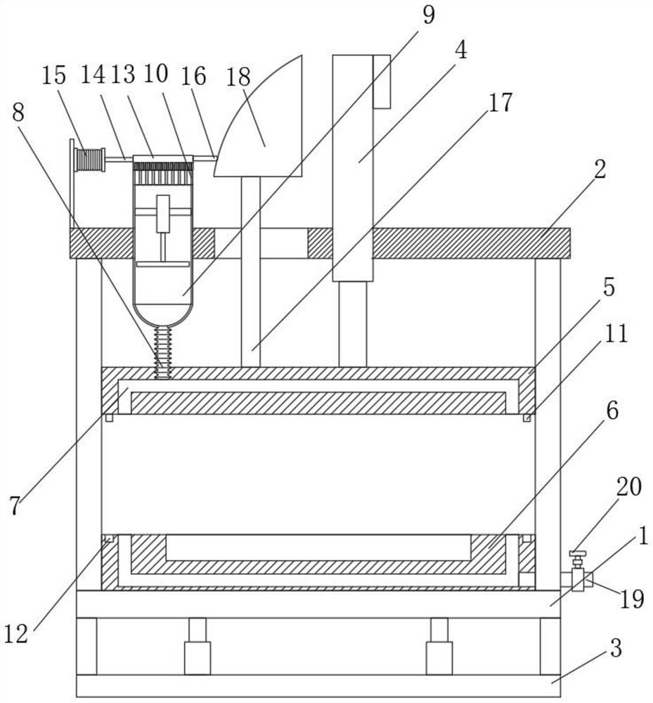 Environment-protecting efficient heat dissipation injection mold