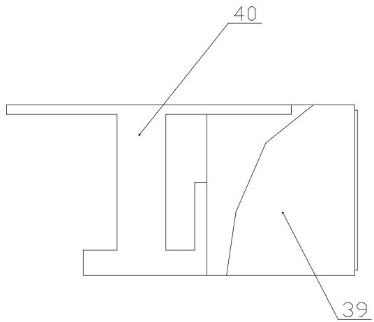 Self-adaptive contact type side supercharging device for mine tunnel filling