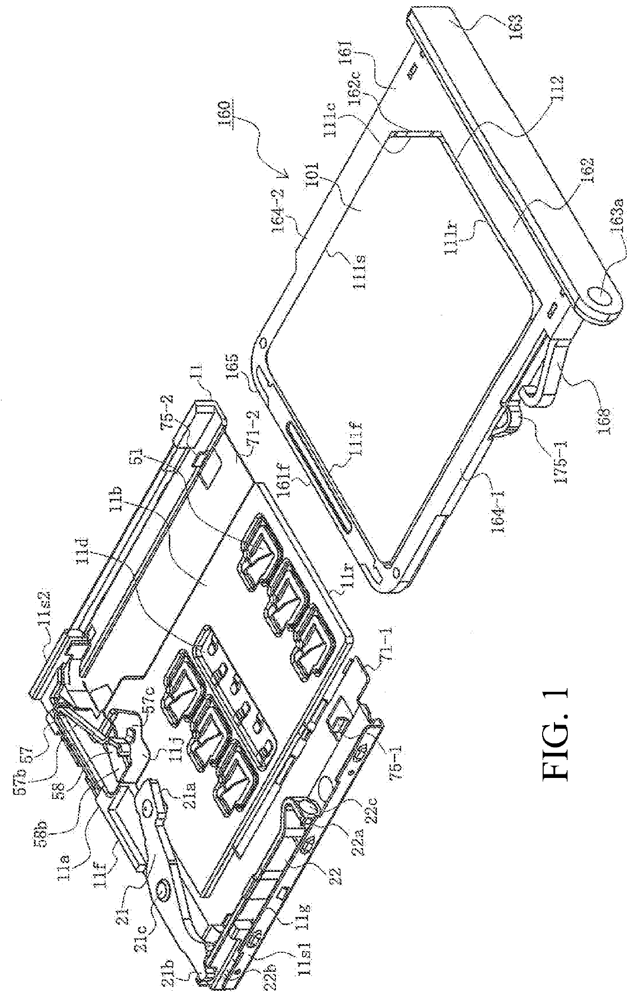 Card holding member and card connector