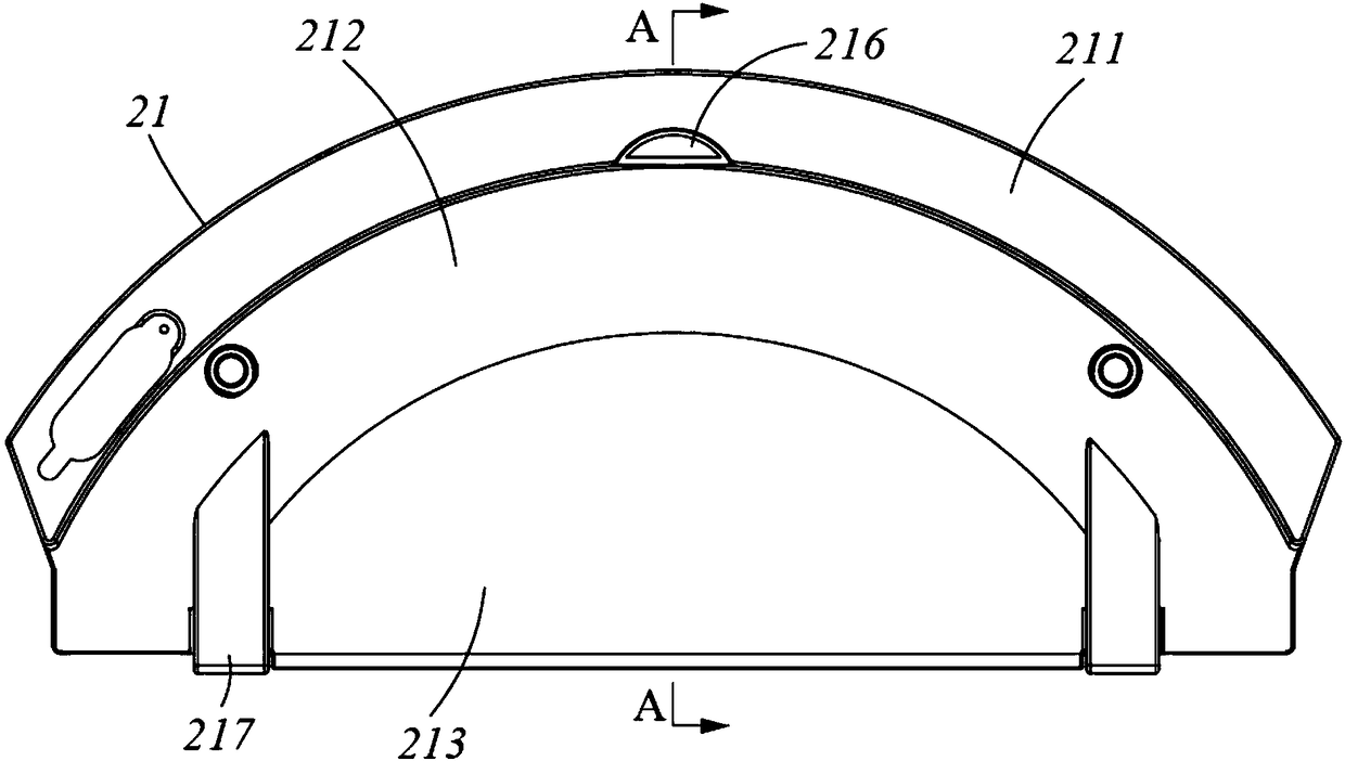 Water tank and cleaning device with same