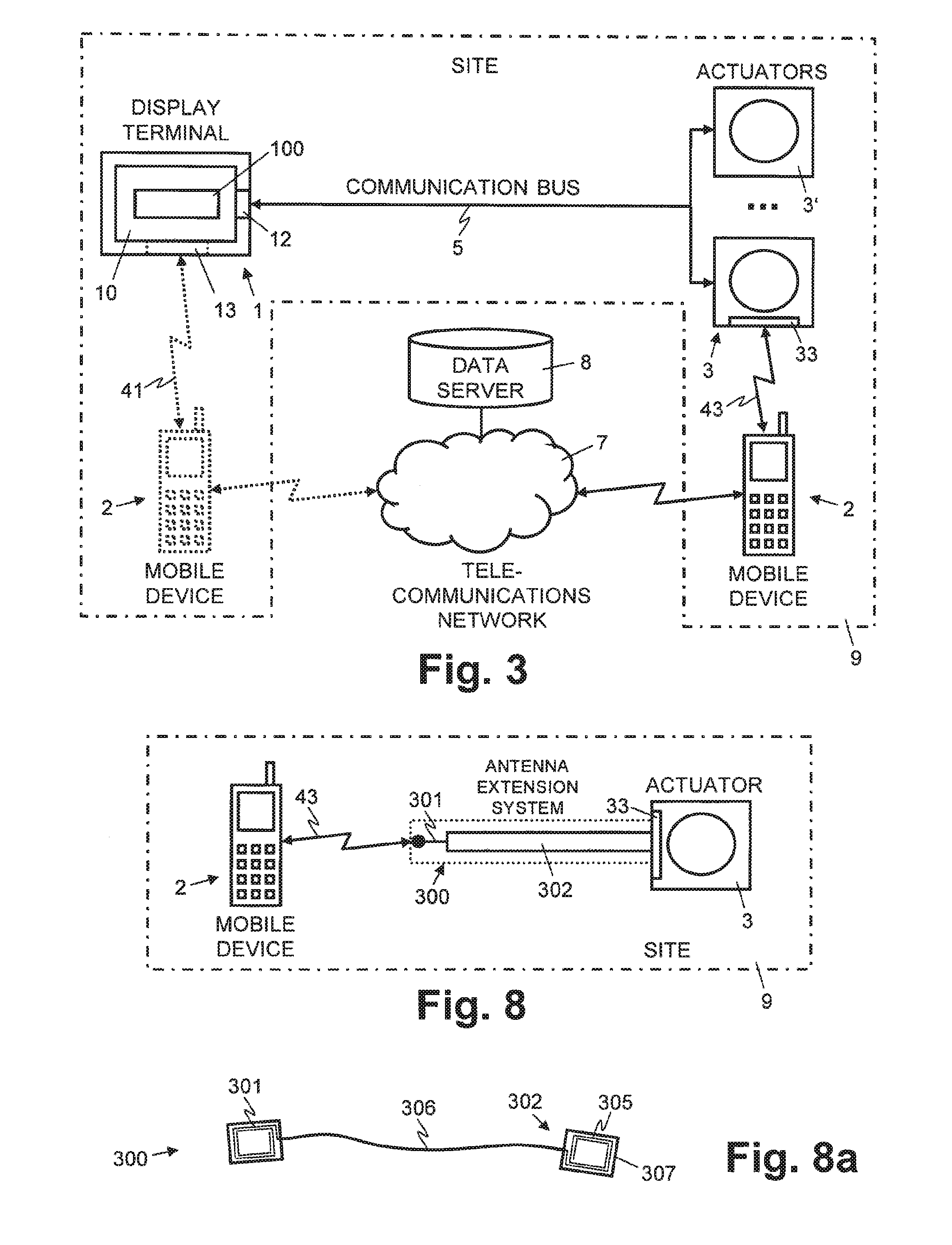 Mobile communication device and method for managing operation of a plurality of actuators