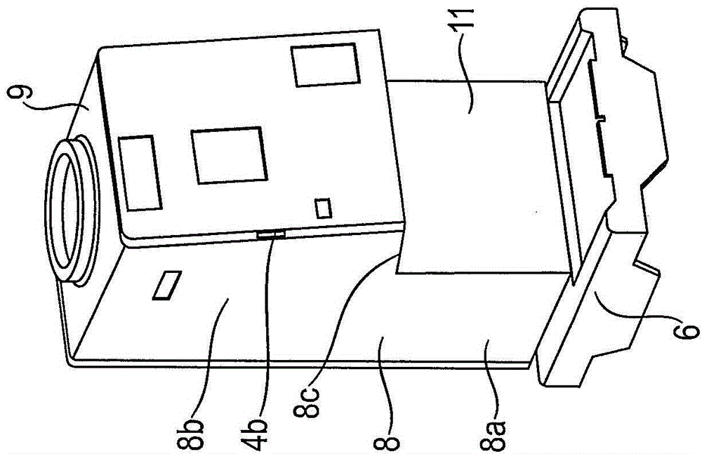 Dialysis machine with self-supporting machine housing