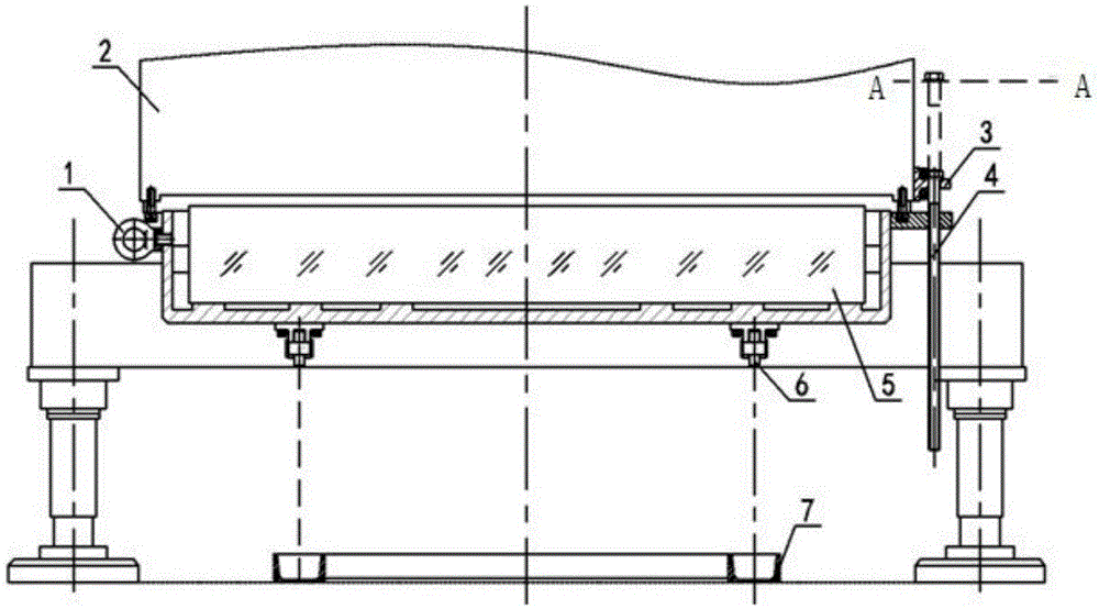 Primary lens disassembly-assembly device for large telescope