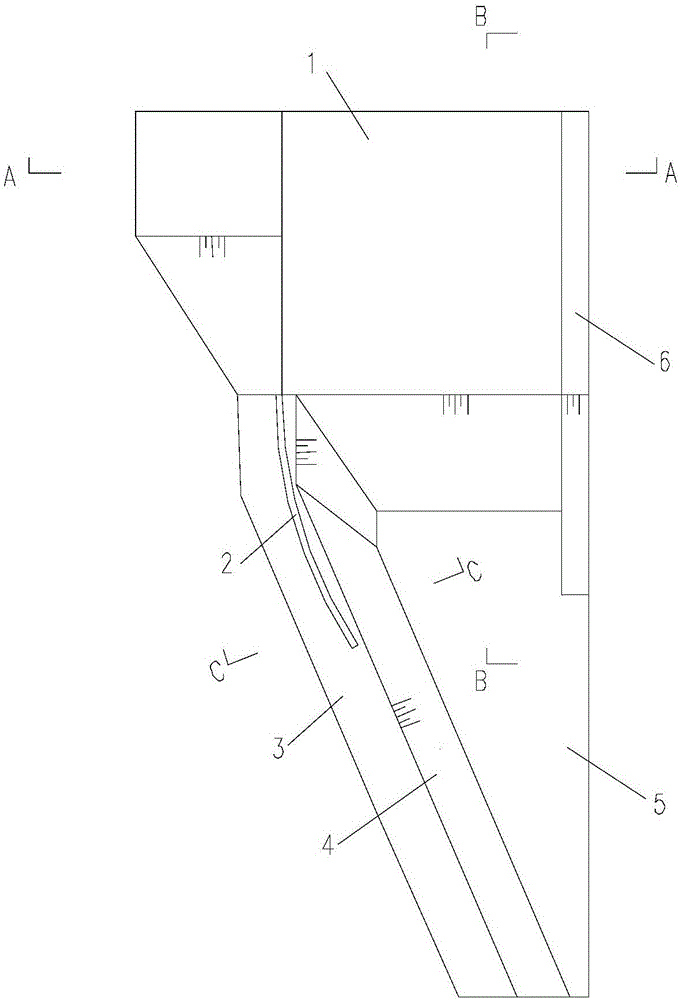 Jet flow and drop flow energy dissipation structure for overflowing of shore-side flood protection gap of gravity dam