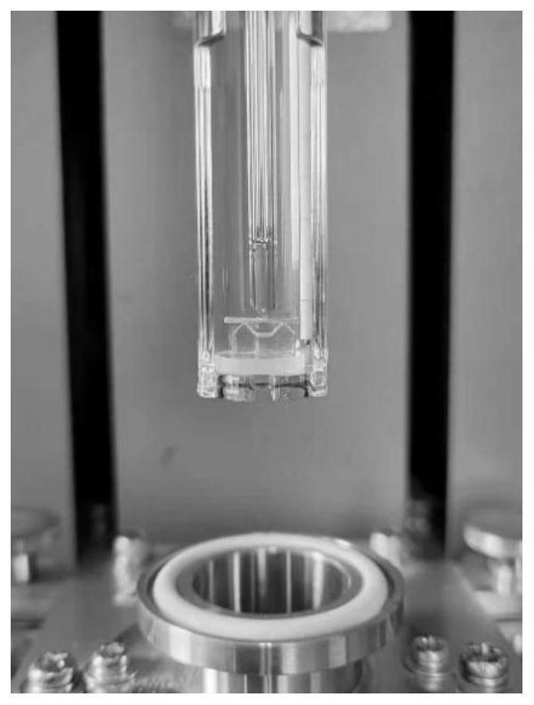 A method for micro-destructive testing of flexural strength of fragile wooden cultural relics