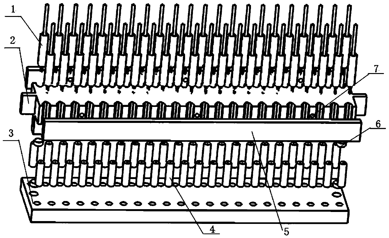 Antenna welding positioning tool and welding method thereof