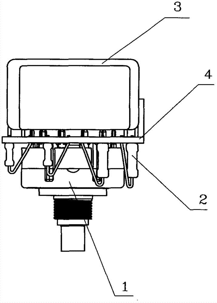 Voltage adjusting switch