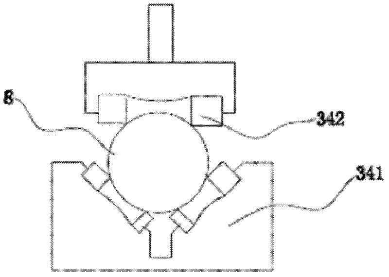 Straightening device for large-diameter material of cold header and straightening method